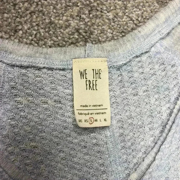 We The Free Thermal Long Sleeve Top Boho V Neck Top Catalina Blue Color Sz S - Picture 5 of 8